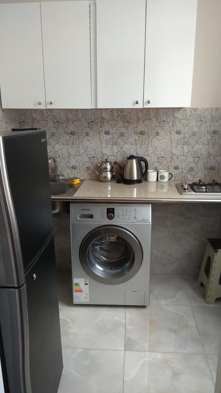 Iren Apartment Batumi Exteriör bild